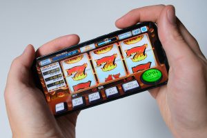 Read more about the article 為什麼大家都愛LINE娛樂城？十大特色一次告訴你！