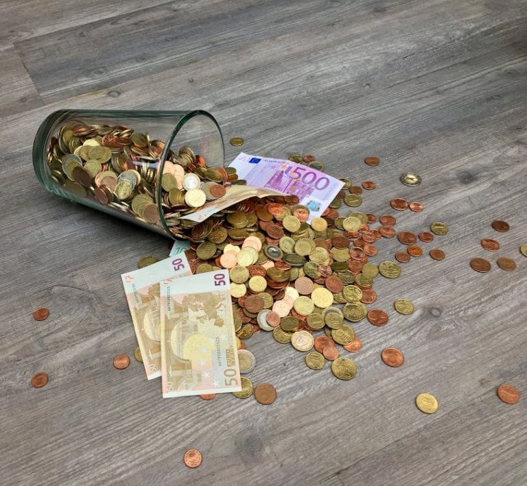 娛樂城詐騙錢拿的回來嗎？報案有用嗎？受害者必看自救指南！