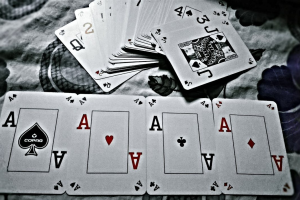 【2025】TOP 5 線上博弈遊戲推薦種類，最多年輕人在玩的都在這！